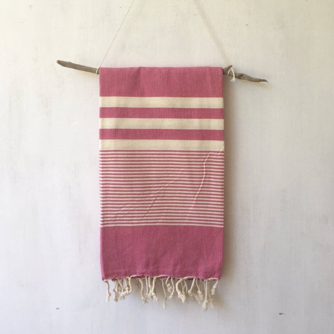 fuchsia hammam towel